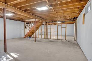 57 W Elm St - Photo 23