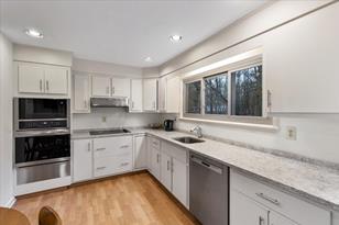 2423 Bay Rd - Photo 21