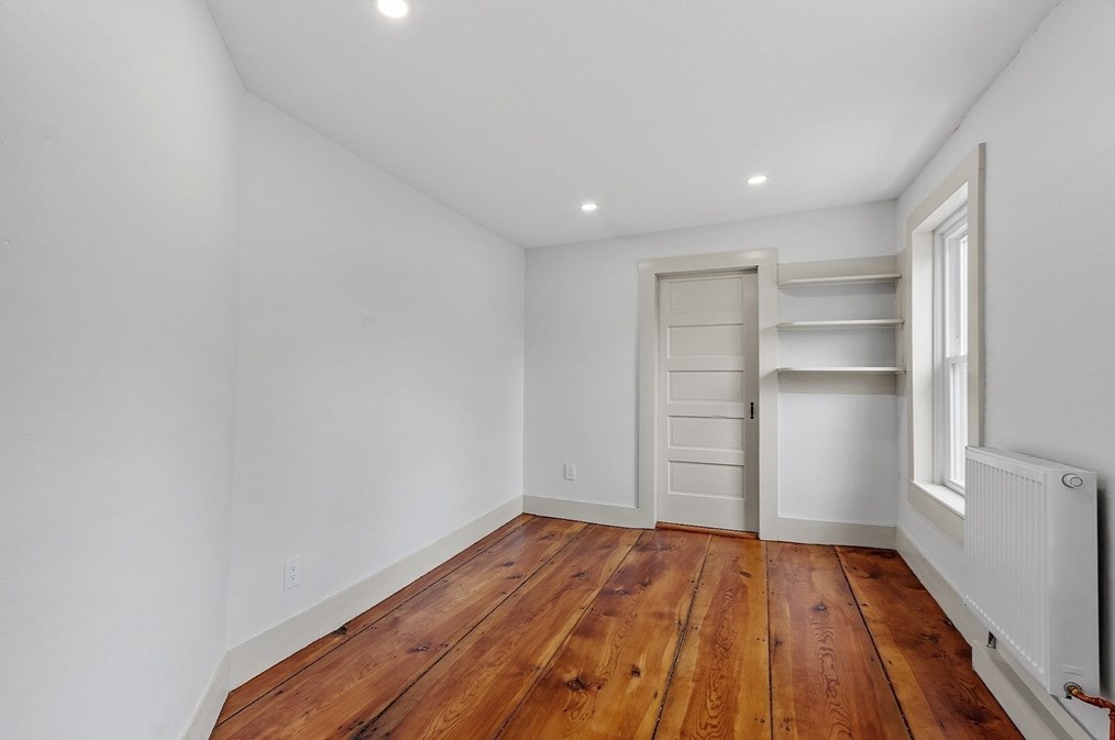 453 Main St, Northborough MA 01532-1671 exterior