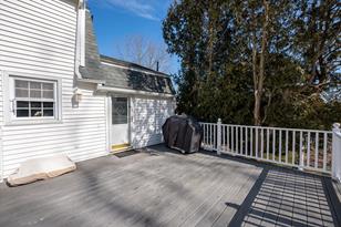 489 Gooseberry Rd, West Springfield, MA 01089-1973