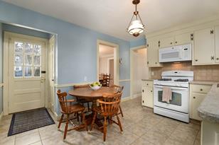 93 Hawthorn Ave - Photo 3