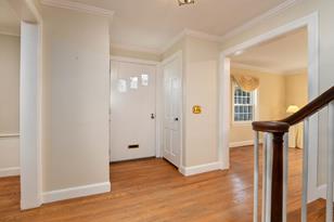 93 Hawthorn Ave - Photo 7