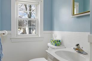 93 Hawthorn Ave - Photo 9