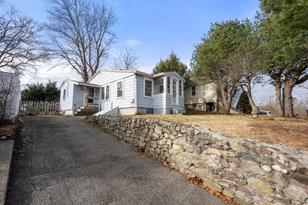 19 Arlington Rd - Photo 3