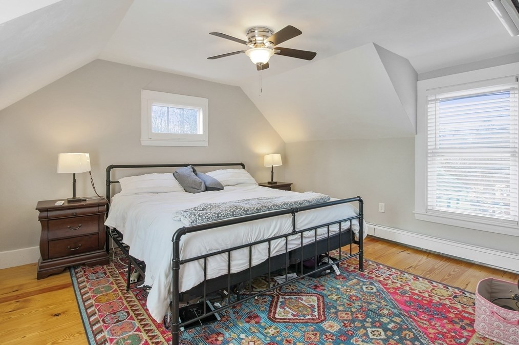 8 Latisquama Rd, Southborough MA 01772-1606 exterior