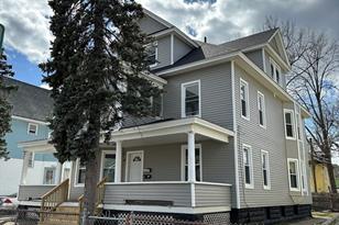 94 Massachusetts - Photo 3