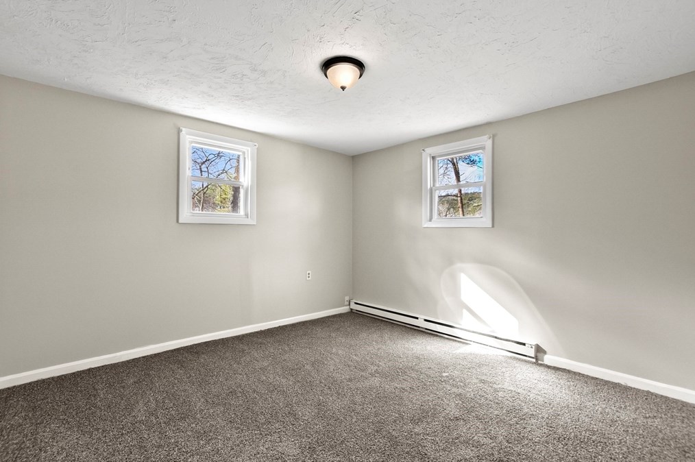 61 Byrd Ave, Royalston MA  01331-1067 exterior