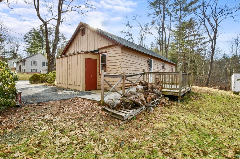61 Byrd Ave, Royalston MA  01331-1067 exterior