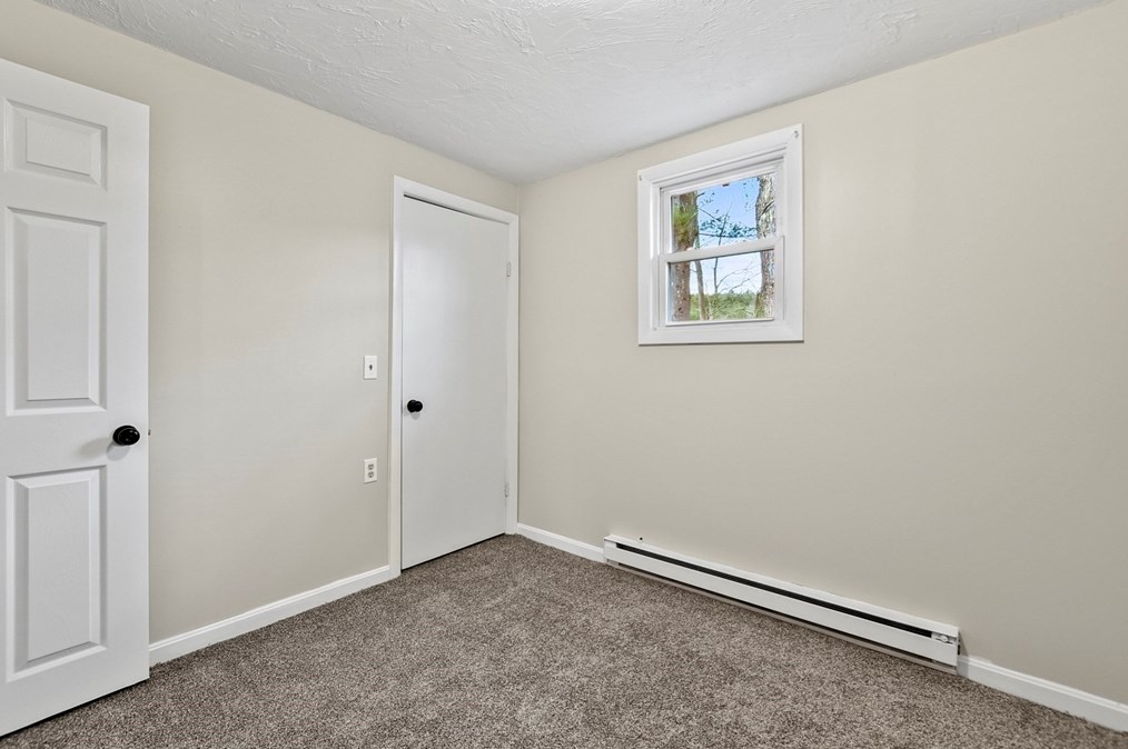 61 Byrd Ave, Royalston MA  01331-1067 exterior