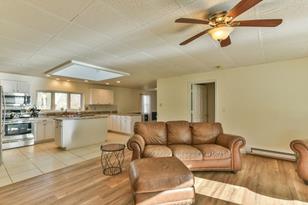 59 SW Main St - Photo 17