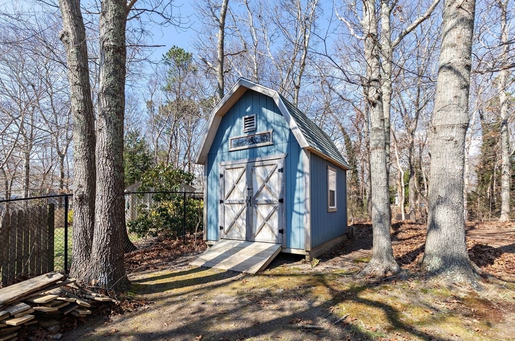 26 Spencer Dr, Plymouth MA  02360-1465 exterior