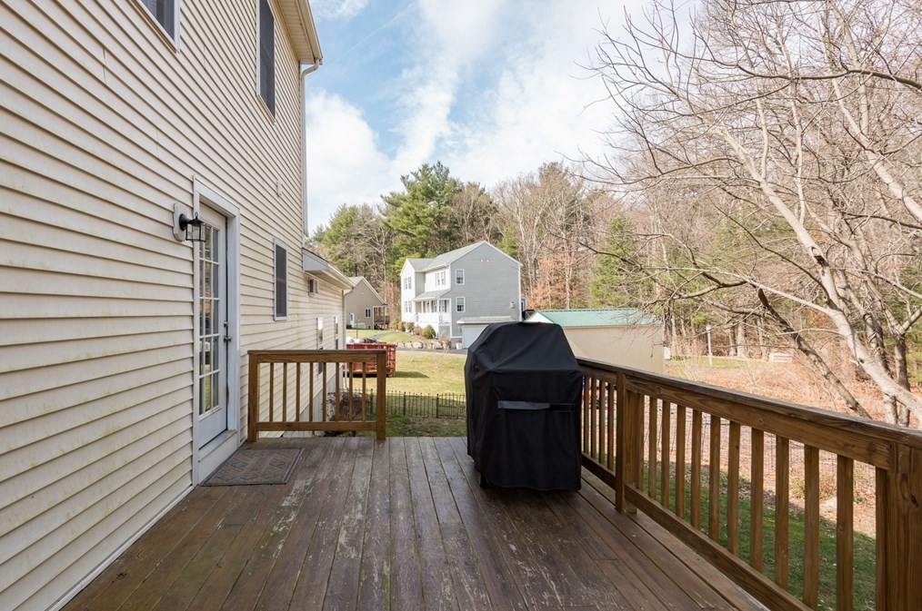 85 Christinas Path, Raynham MA  02767-1594 exterior