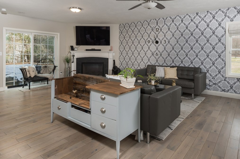 85 Christinas Path, Raynham MA  02767-1594 exterior