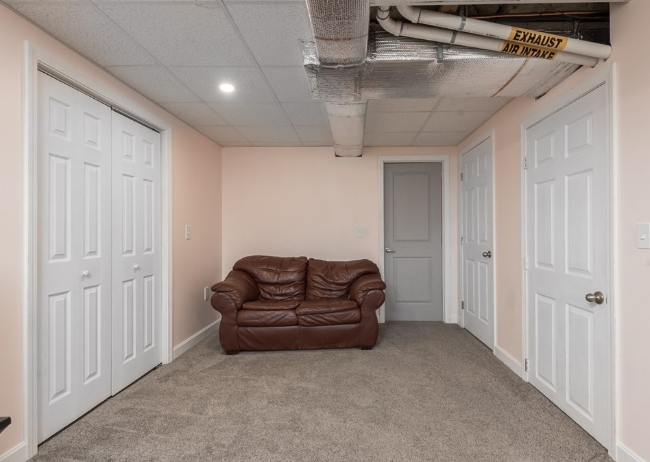 85 Christinas Path, Raynham MA  02767-1594 exterior