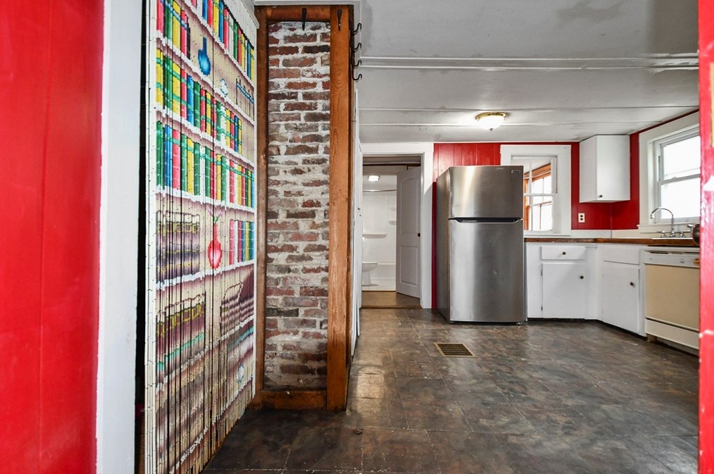 502 Bourne Rd, Plymouth MA  02360-2812 exterior