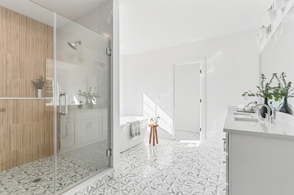 17 Emerson St, Natick MA  01760-1818 exterior