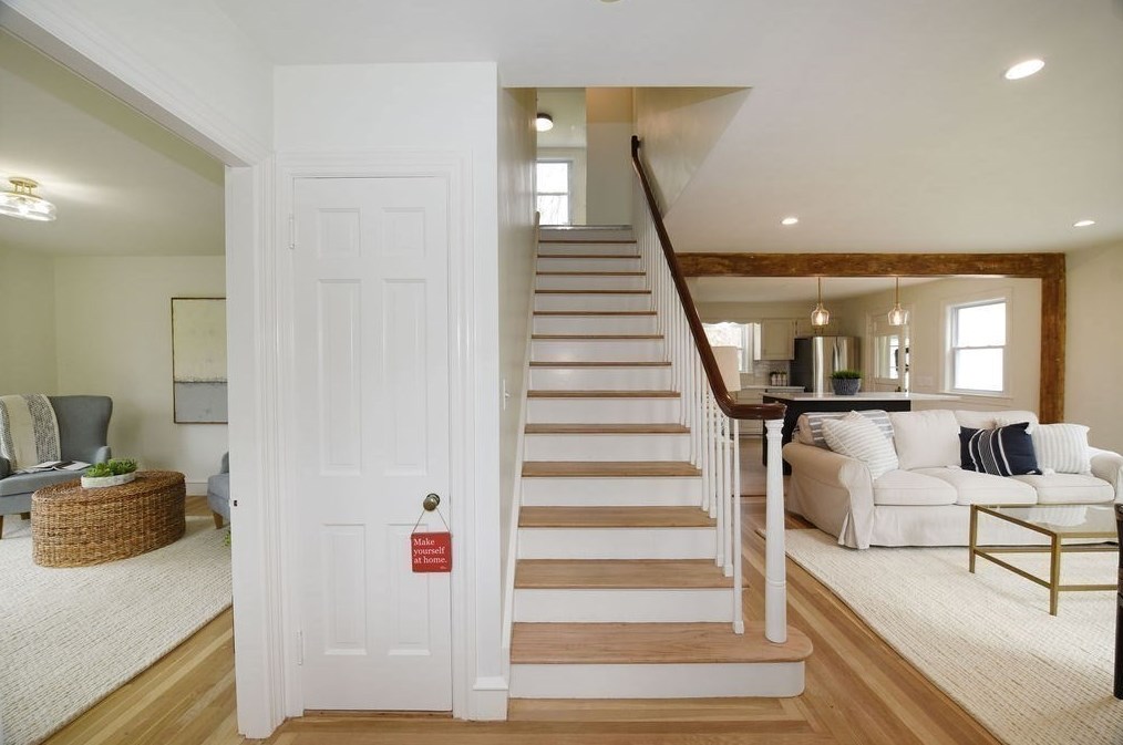 644 Taunton Ave, Seekonk MA  02771-3117 exterior