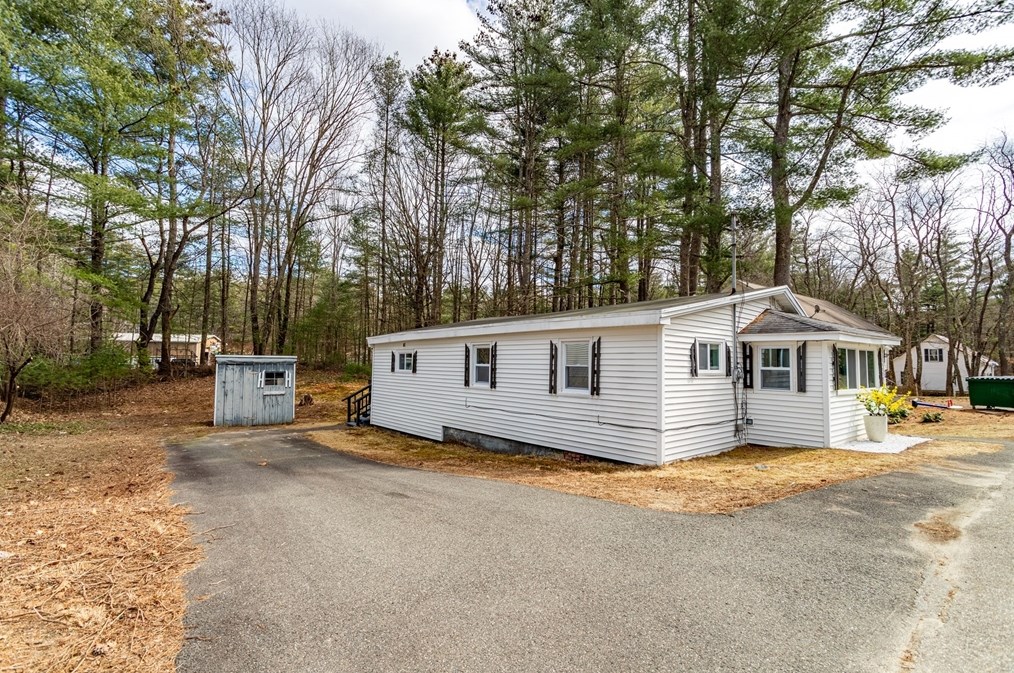 568 Harvard Ave, Royalston MA  01331-3010 exterior