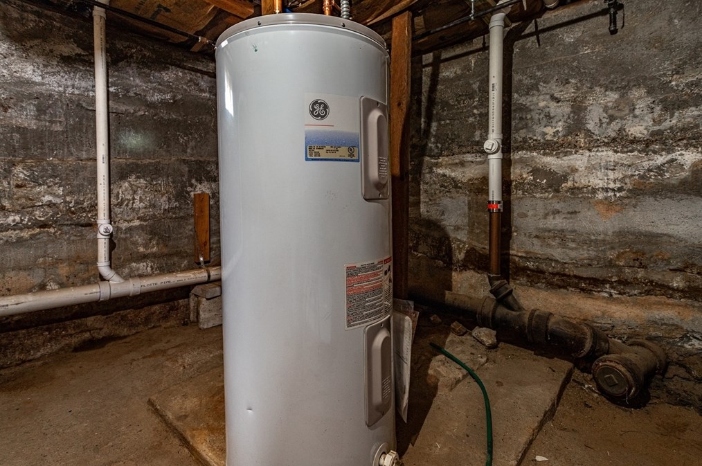 568 Harvard Ave, Royalston MA  01331-3010 exterior