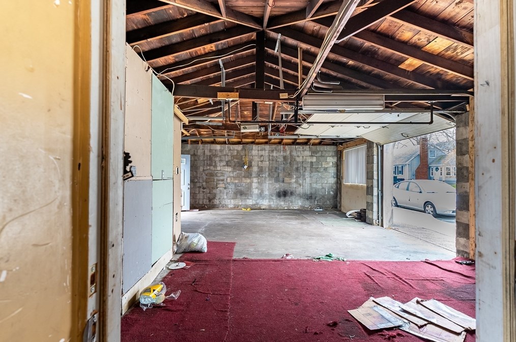 340 Vale St, Fall River MA  02724-3605 exterior