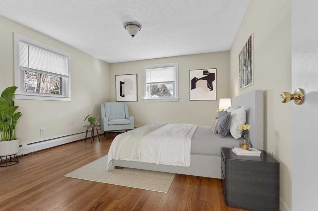 18 Mohican Rd, Worcester MA  01605-2312 exterior