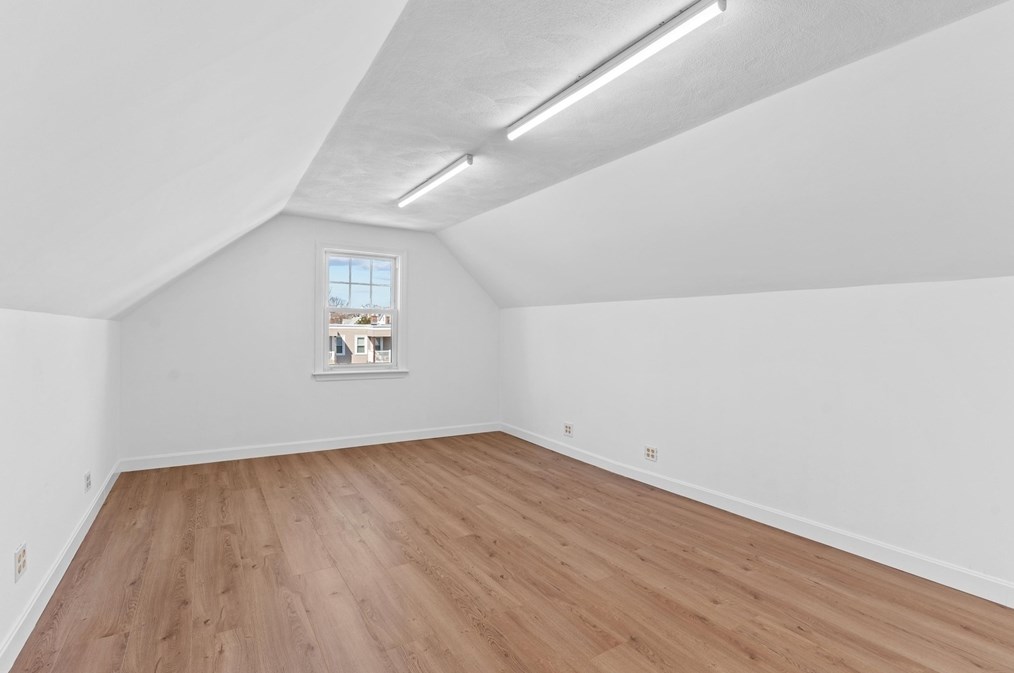 140 Irving St, Everett MA 02149-4825 exterior