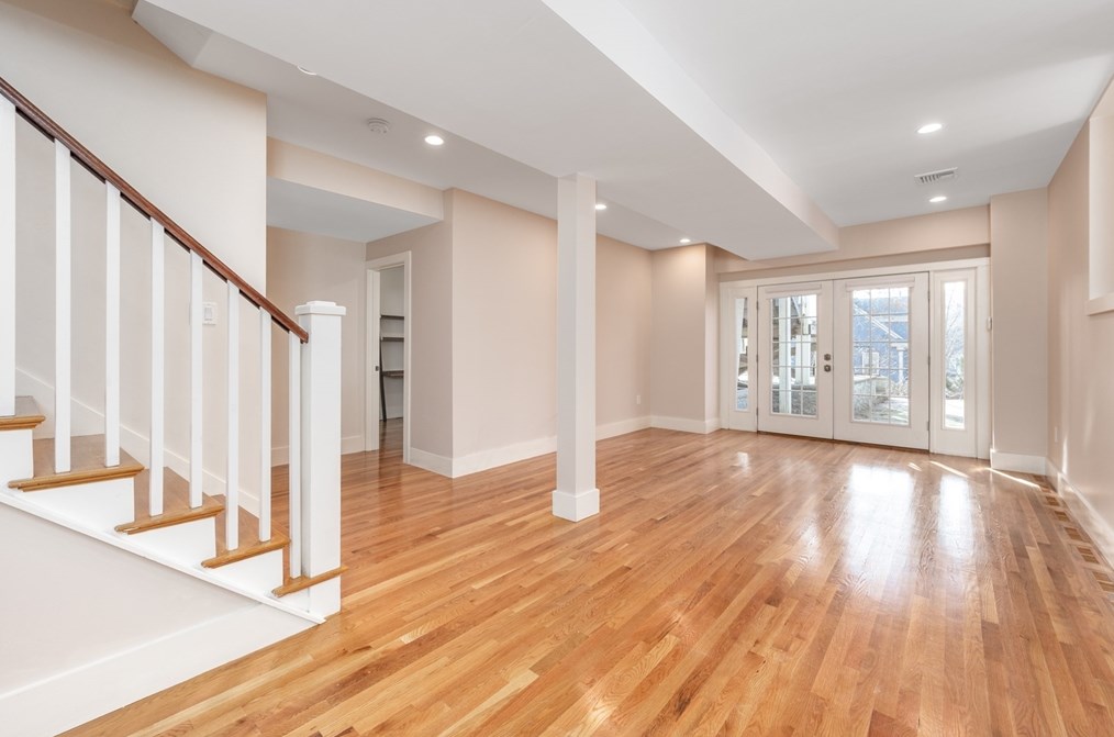 108 Westbourne Ter, Brookline MA  02446-2234 exterior