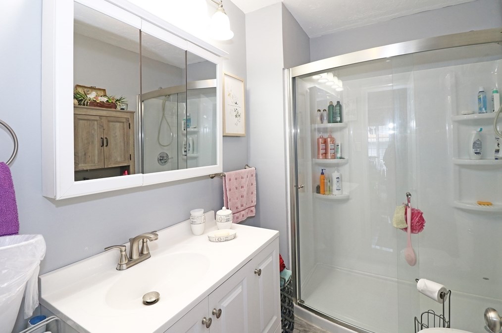 175 Sprague St, Fall River MA  02724-1429 exterior