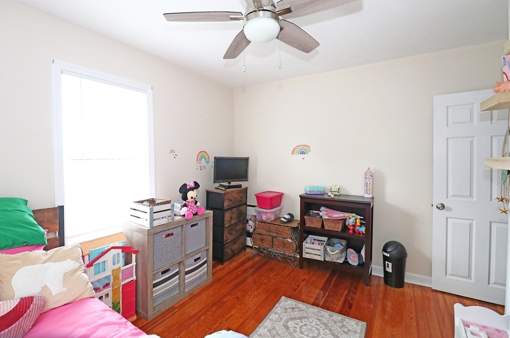 175 Sprague St, Fall River MA  02724-1429 exterior