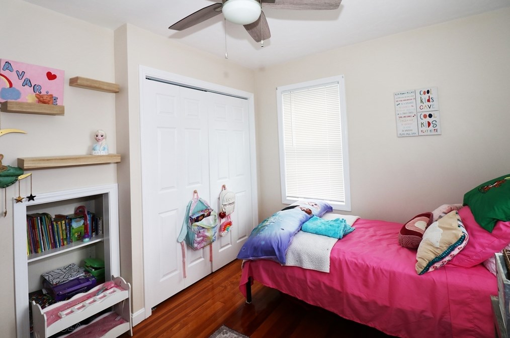 175 Sprague St, Fall River MA  02724-1429 exterior