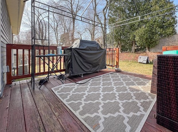 67 Garrison Ave, Worcester MA 01606-1615 exterior