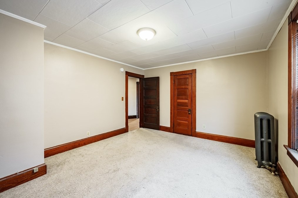 578 Springfield St, Chicopee MA 01013-2853 exterior