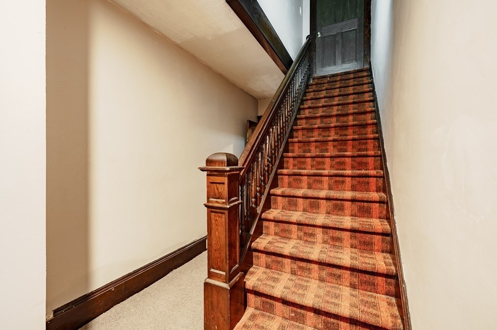 578 Springfield St, Chicopee MA 01013-2853 exterior