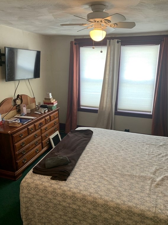 182 Delmont Ave, Worcester MA  01604-3206 exterior