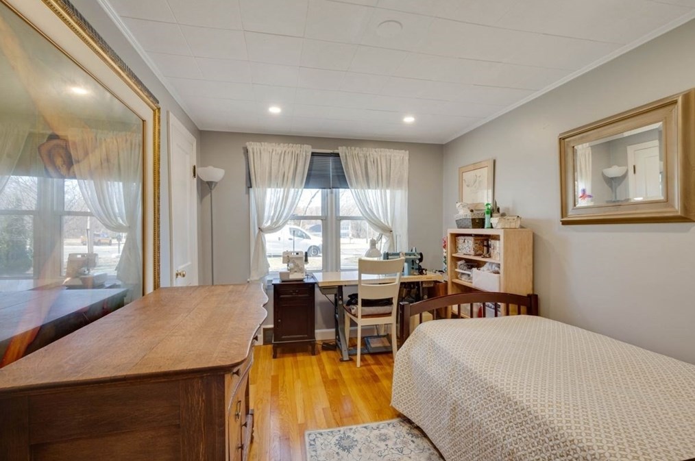 246 Purchase St, Milford MA  01757-3801 exterior