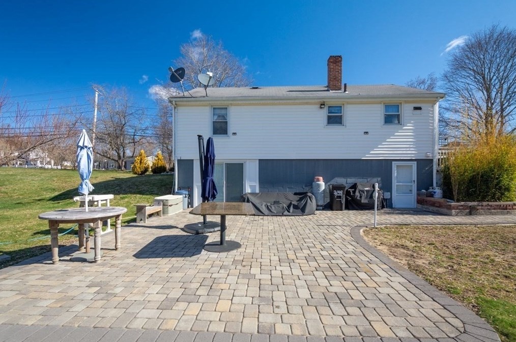 246 Purchase St, Milford MA  01757-3801 exterior