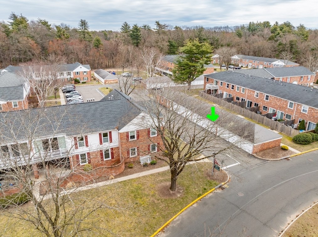 20 Halifax Ct, Springfield MA  01108-3150 exterior