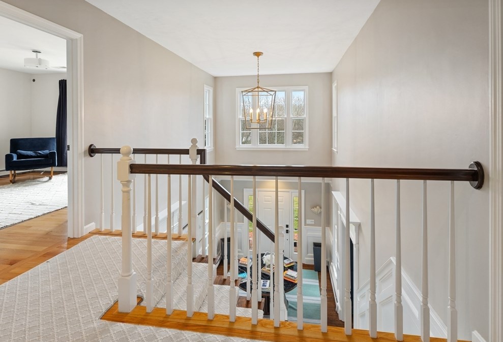 2 Franklin Rodgers Rd, Hingham MA 02043-2664 exterior