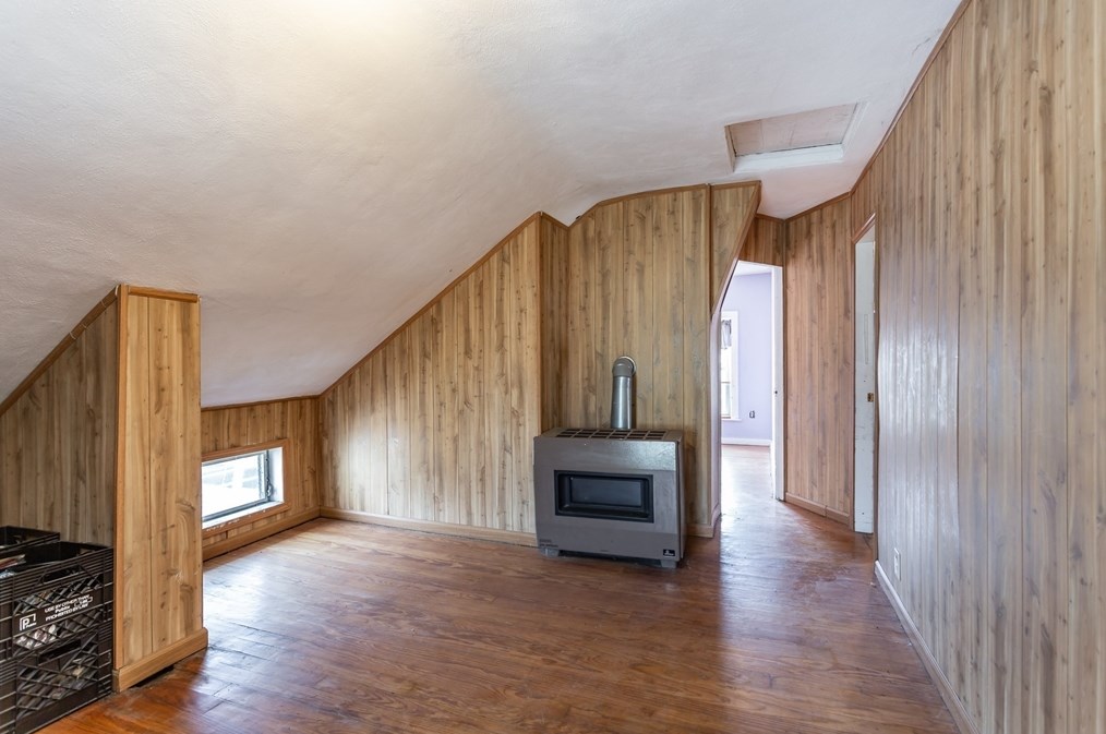 88 Howe St, Fall River MA 02724-2306 exterior