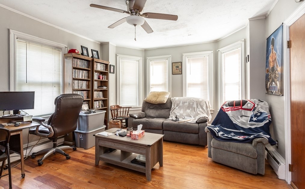 88 Howe St, Fall River MA 02724-2306 exterior