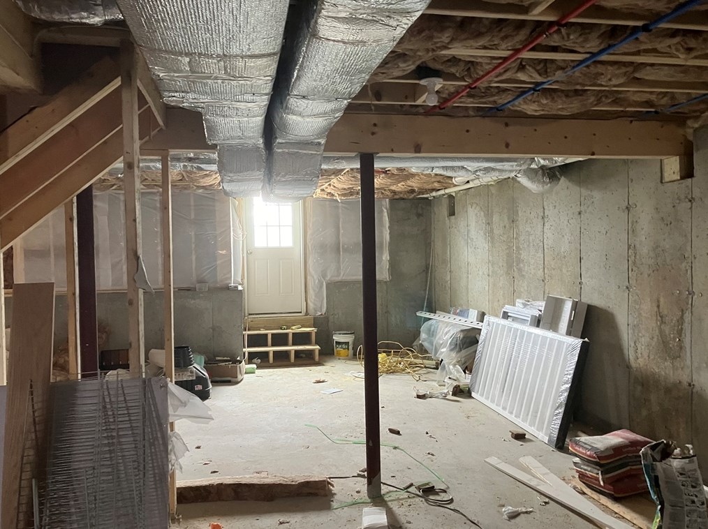 16 Noble St, Dudley MA  01571-5786 exterior