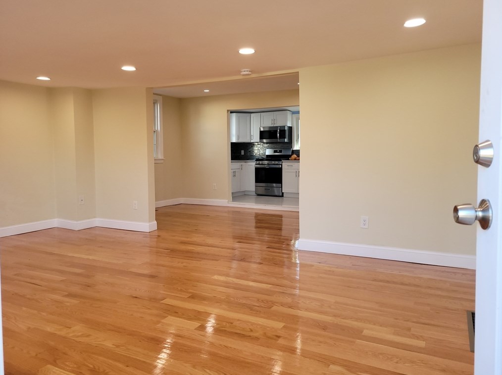 232 Summer St, Weymouth MA  02188-1321 exterior