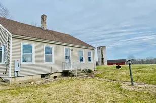335 Old Fall River Rd, Dartmouth, MA 02747 - Photo 27