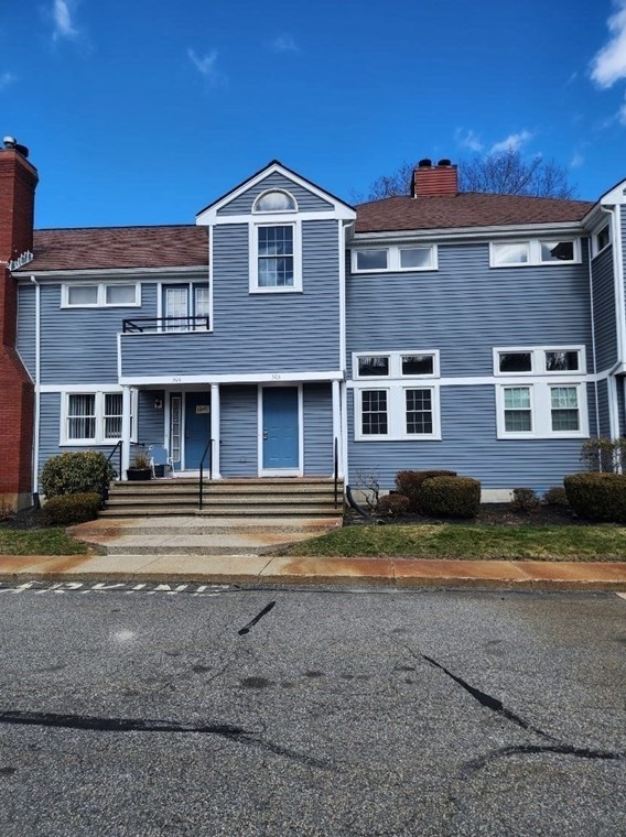 501 Auburn St, Whitman MA  02382-1854 exterior