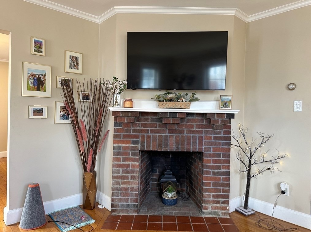 55 Keystone St, Boston MA  02132-5125 exterior