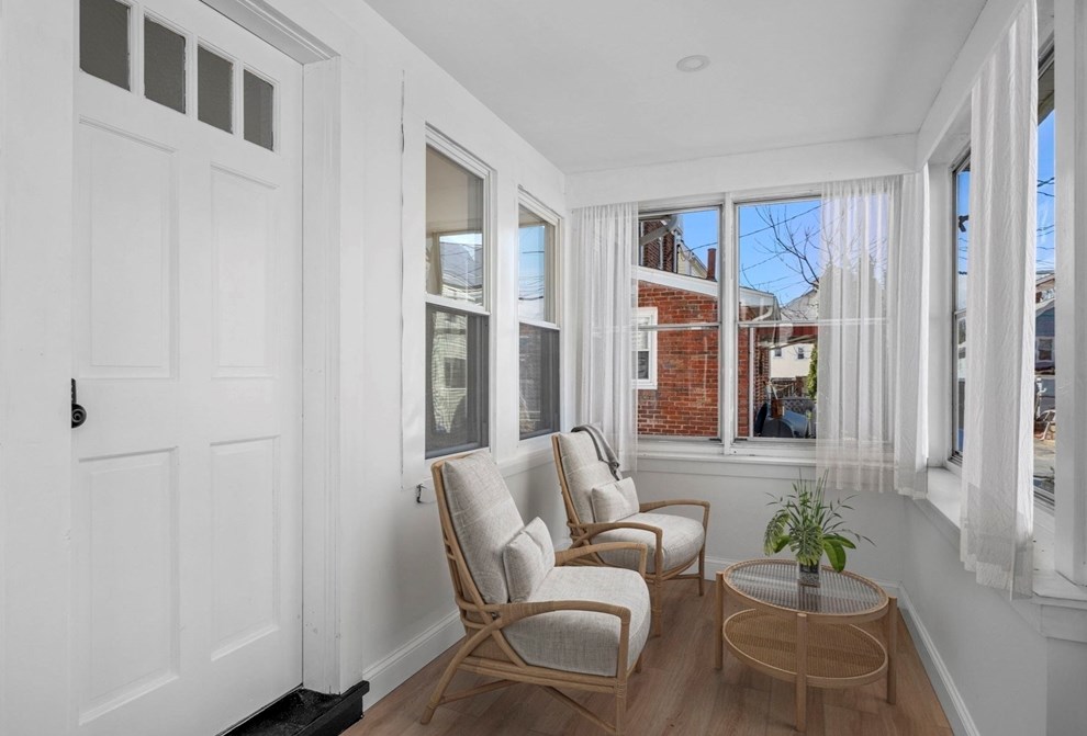 14 Quirk Ct, Newton MA 02458 exterior