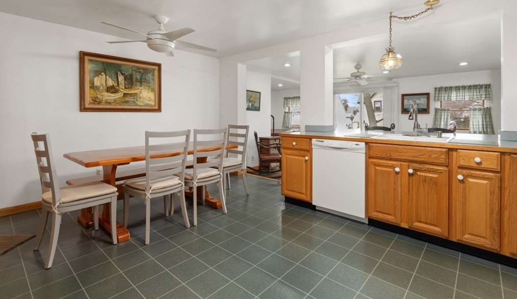 478 Central St, Saugus MA  01906-3745 exterior