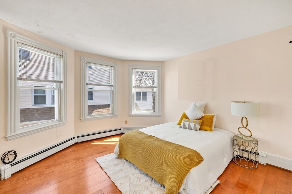 36 Thayer Rd, Belmont MA 02478-5049 exterior