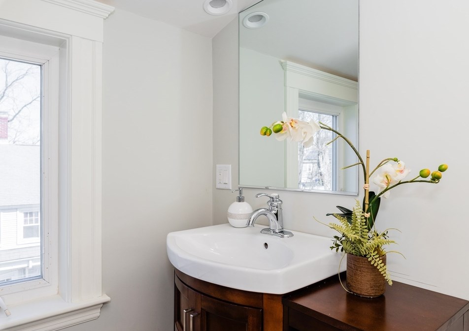 23 Doncaster St, Boston MA  02131-4609 exterior