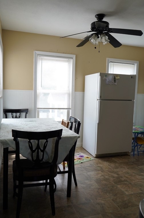 59 Whitney Ave, Lowell MA 01850-1322 exterior